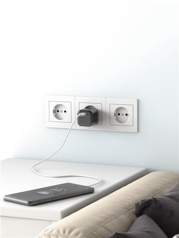 Cargador  45w Usb 1 Puert. Usb-C Negro Gan Pd Salida Lateral Tamaño Nano Goobay