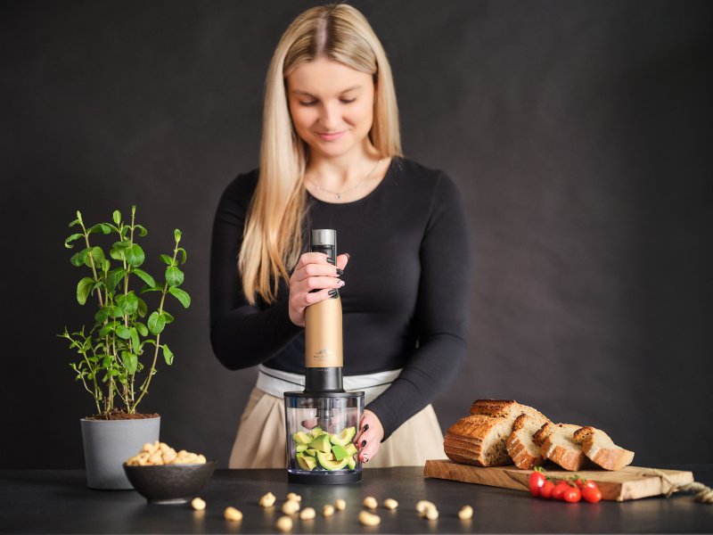 Batidora Eta Eta321990020 De Mano, 1000 W, Negra Dorada