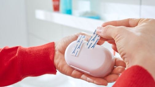 Tesa® Powerstrips Waterproof Small