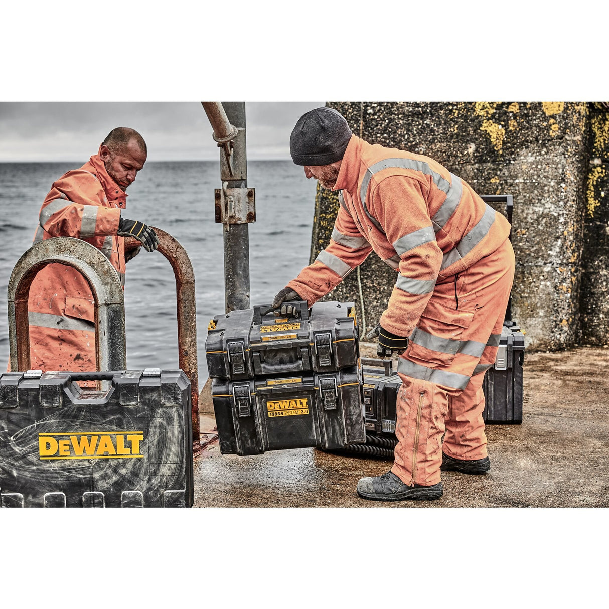 EAN 3253561832932 - DeWALT DWST83293-1 caja de herramientas imagen 11