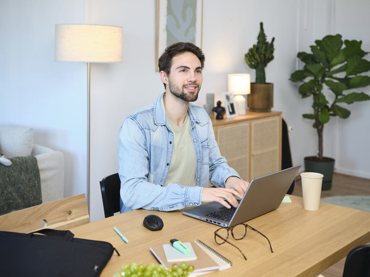 Maletín + Ratón Trust Gaming Bologna Para Portátiles Hasta 16' Negro