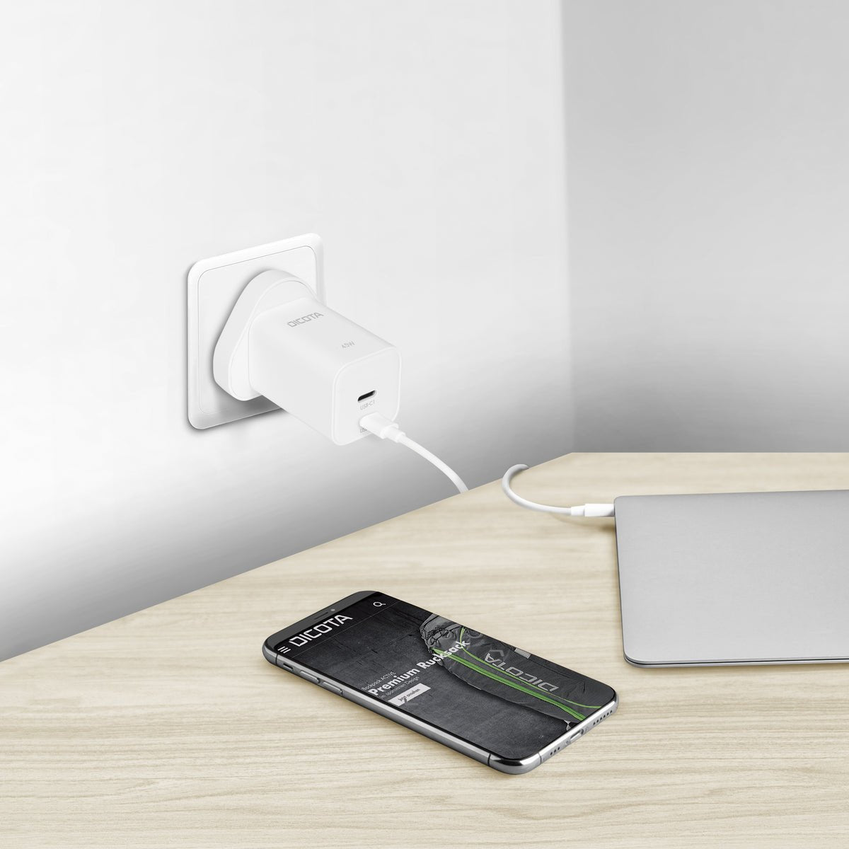 N Dicota 2-Port Gan Wall Charger (45w) Uk Blanco