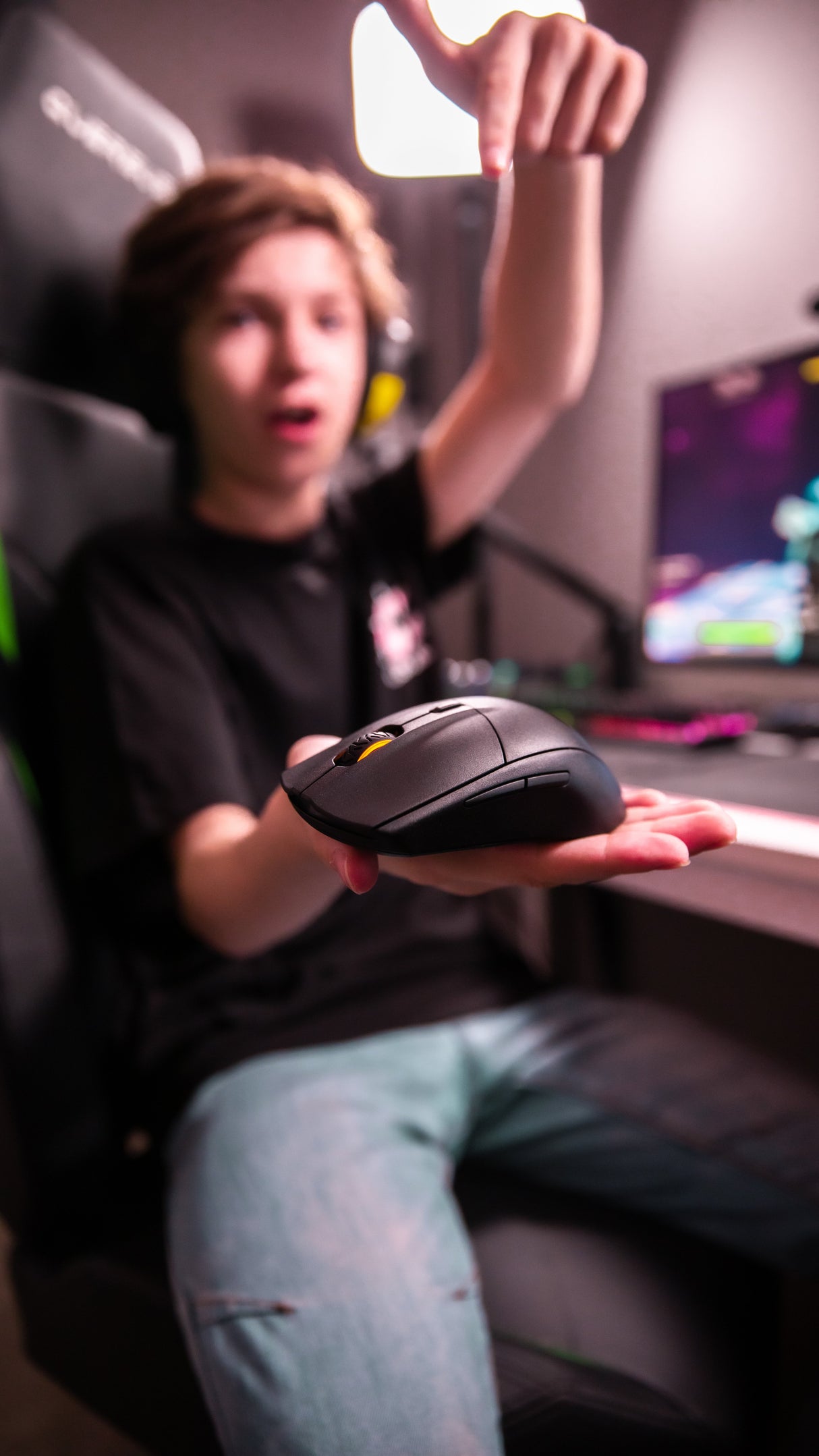 EAN 5707119040242 - Steelseries Rival 3 Wireless ratón Juego mano derecha RF Wireless + Bluetooth Óptico 18000 DPI imagen 27