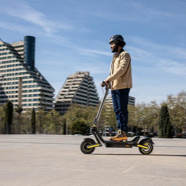 Patin Elec.06157 Bongo Gs50 Xxl Connecte