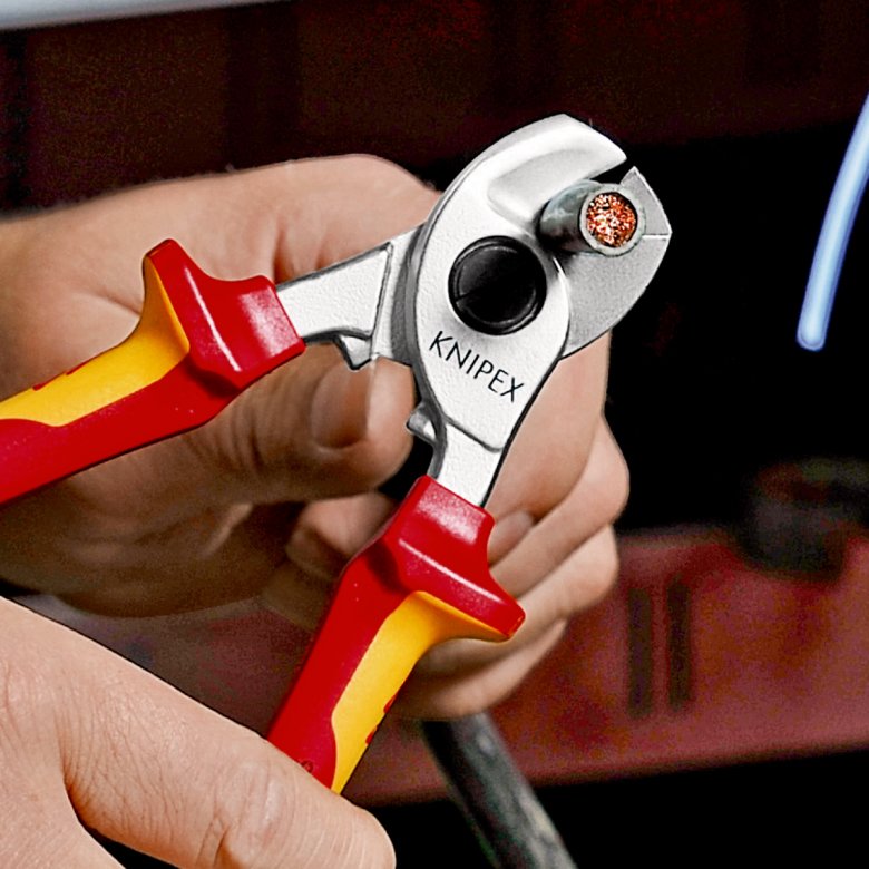 EAN 4003773069980 - Knipex 95 26 165 Cortacables manual imagen 5