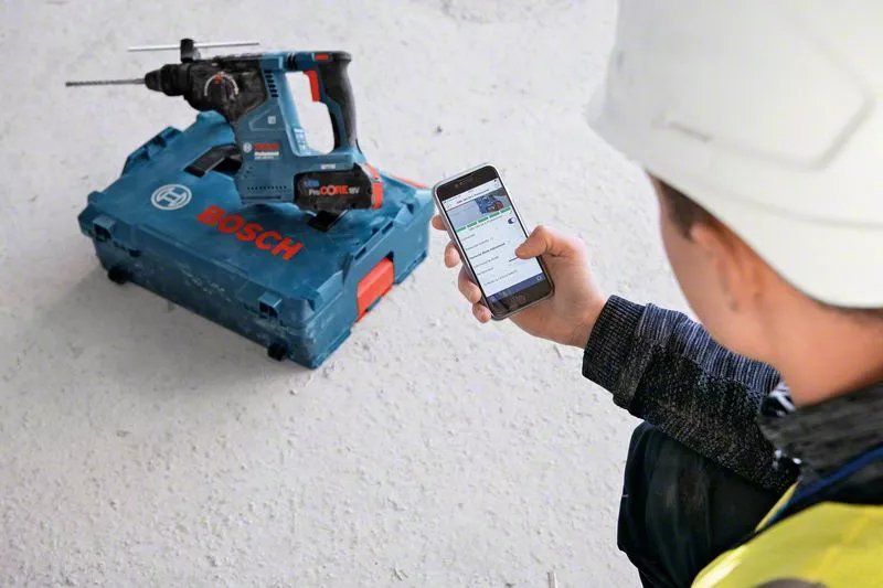 Taladro Percutor Inalámbrico Bosch Gbh 18v-24 C Professional, 18 Voltios (Azul/Negro, 2 Baterías Li-Ion 5.0ah, Bluetooth, En L-Boxx)