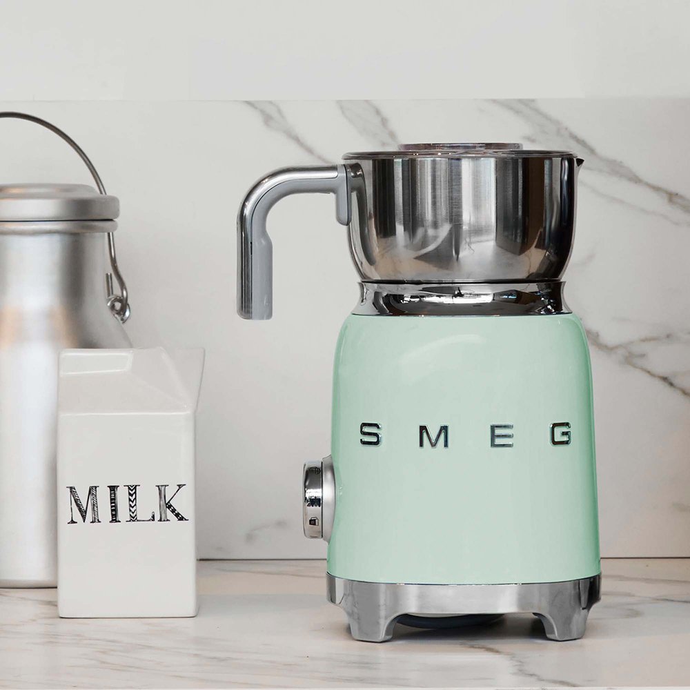 EAN 8017709316112 - Smeg MFF11PGEU espumador o calentador de leche Automatic milk frother/warmer Verde imagen 6