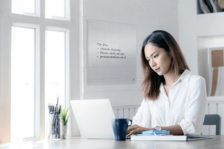 Esselte Archivador Palanca Folio Lomo Ancho Pp Interior Forrado En Papel Rado Cantoneras Amarillo