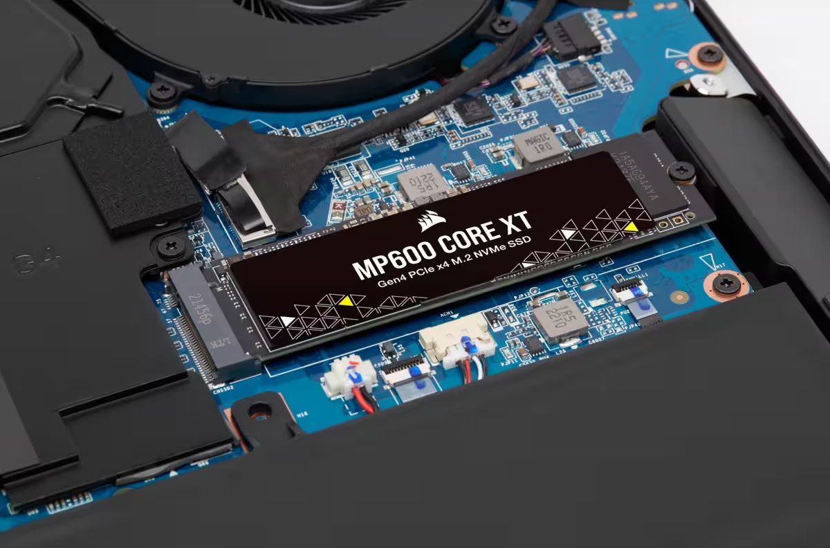 EAN 0840006601999 - Corsair MP600 CORE XT 4 TB M.2 PCI Express 4.0 NVMe QLC 3D NAND imagen 6