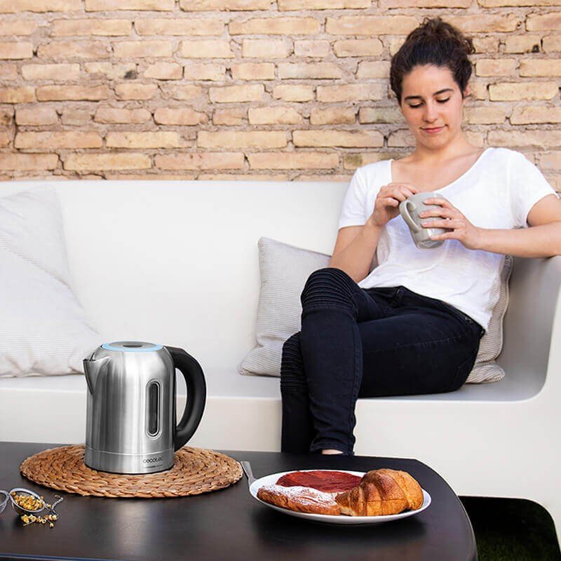 Hervidor De Agua Cecotec Thermosense 290 Steel 2200w Capacidad 1.7l