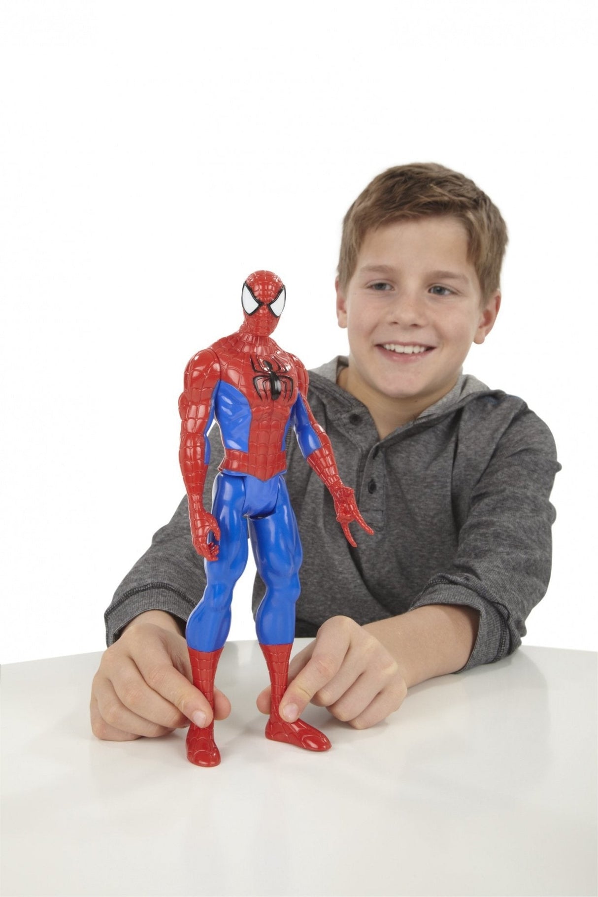 Figura Titan Hero Spiderman Ultimate Marvel 30cm
