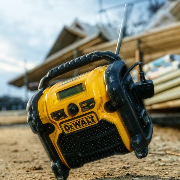 Radio Dewalt Dcr020-Qw Portátil Digital Negro, Amarillo