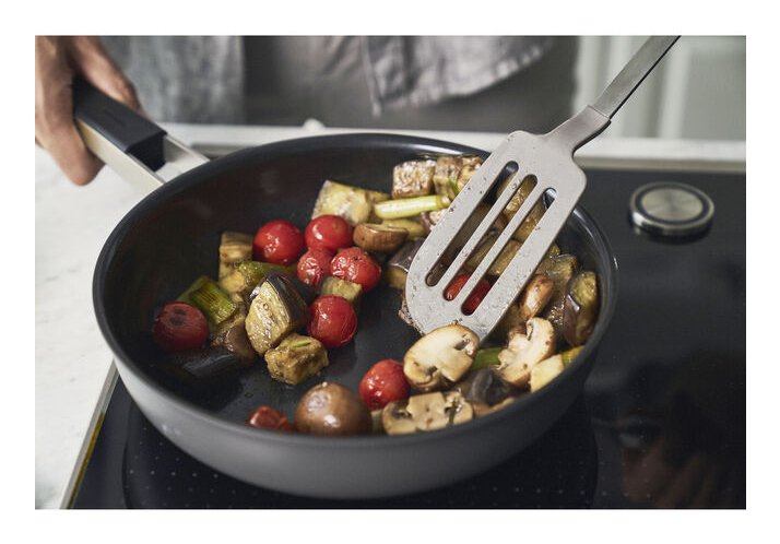 Zwilling Pure Bratpfanne 24 Cm Grau, 18/10 Edelstahl