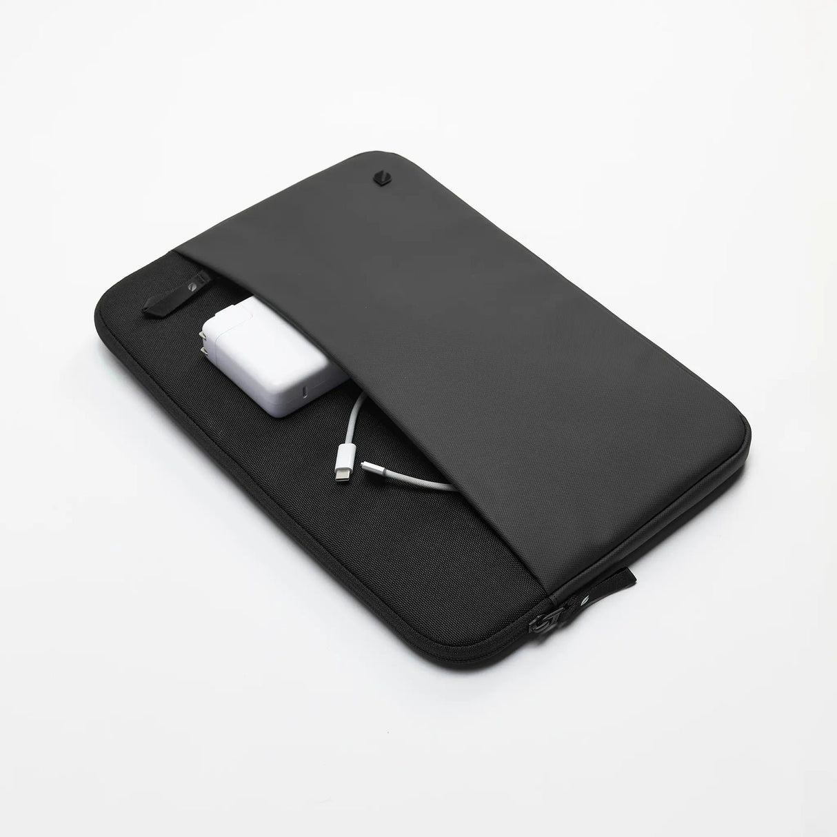 EAN 0650450269788 - Incase INCO400717-BLK maletines para portátil 35,6 cm (14") Negro imagen 2