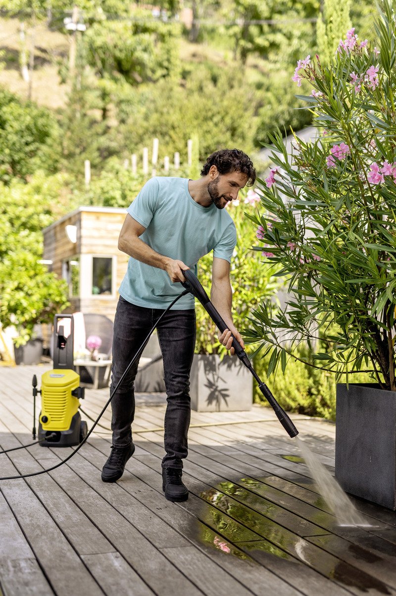 Limpiadora De Alta Presión Kärcher K 4 Wcm Amarillo/Negro, Con Limpiador De Suciedad 1.324-200.0