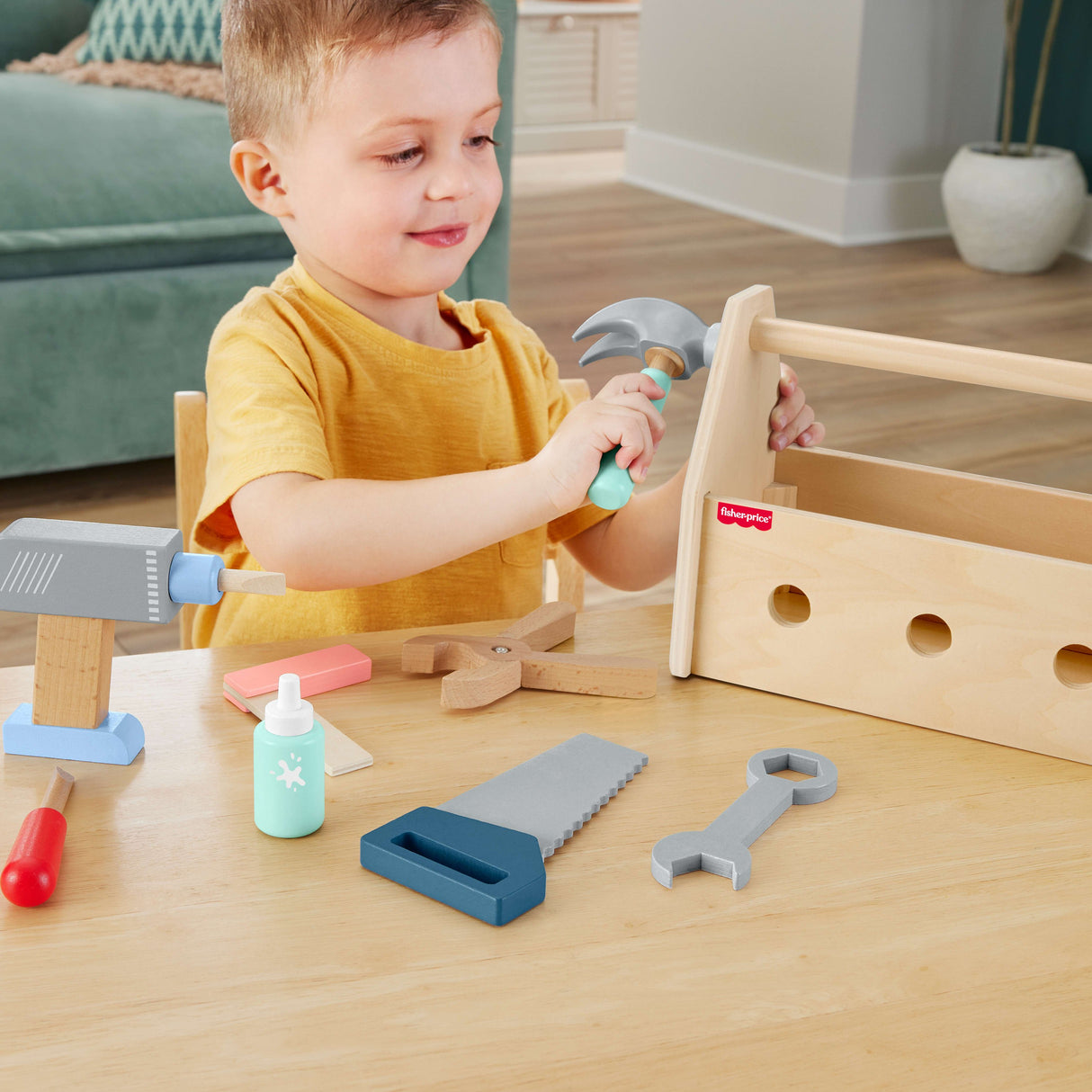 EAN 0194735246076 - Fisher-Price Wooden Tool Box Set imagen 3