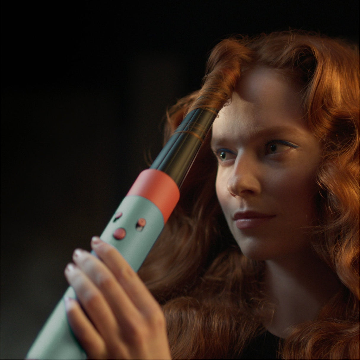 EAN 5025155099070 - Dyson Airwrap i.d. Herramienta de peinado con múltiples accesorios Caliente Negro, Naranja, Verde azulado imagen 11