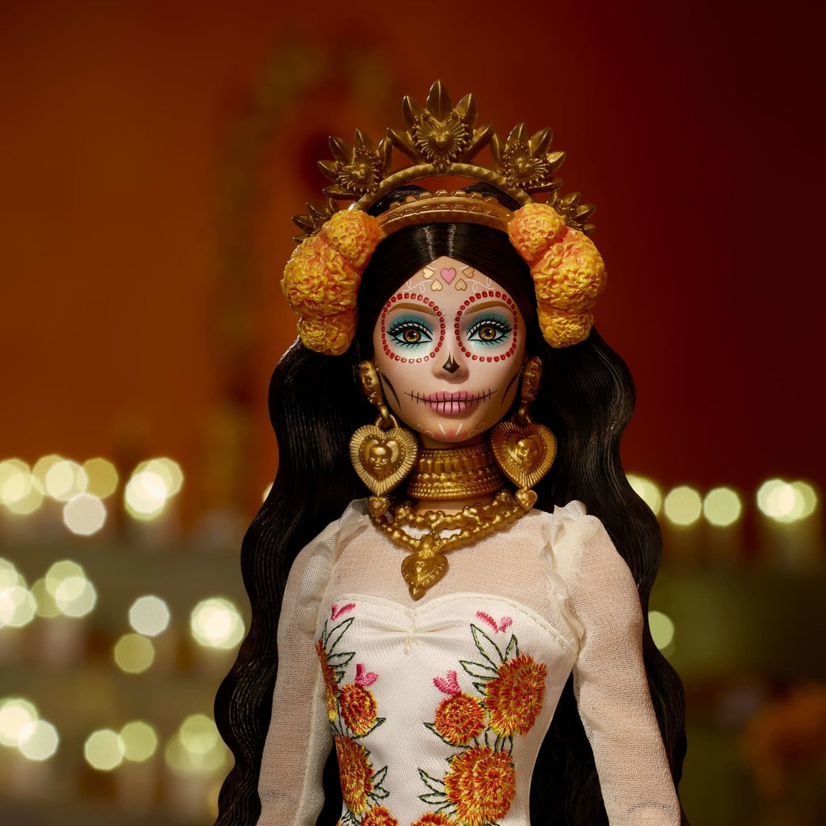 Muñeca Barbie Signature Dia De Muertos 2025 Con Vestido Color Crema Con Volantes Jbj05