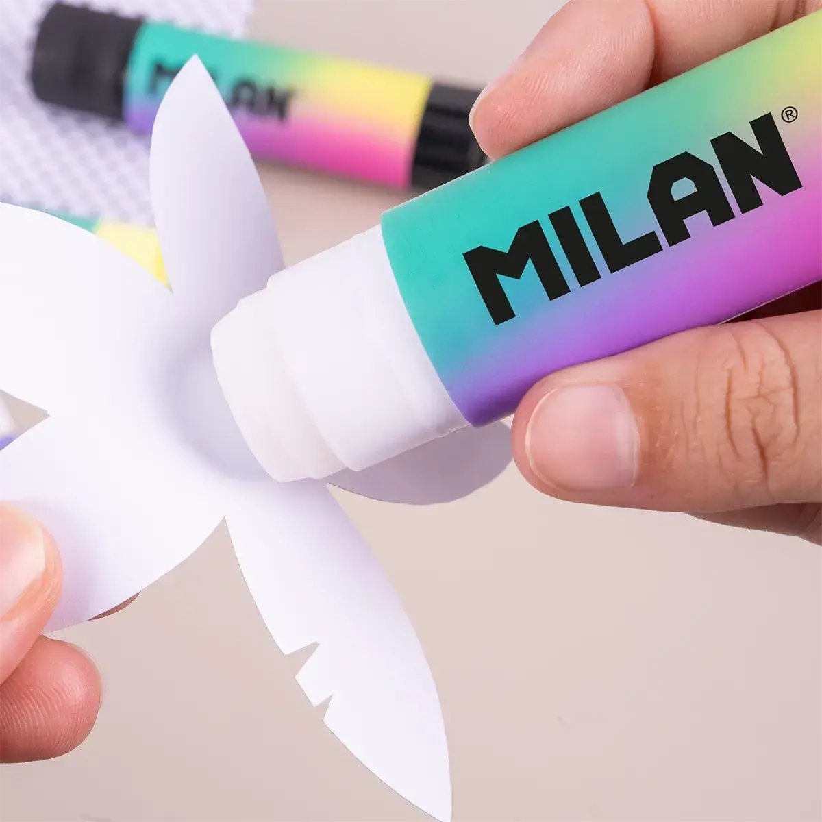 EAN 8411574114833 - Milan 4415912SN material adhesivo para bellas artes y manualidades Corcho, Tela, Sentido, Espuma, Cuero, imagen 3