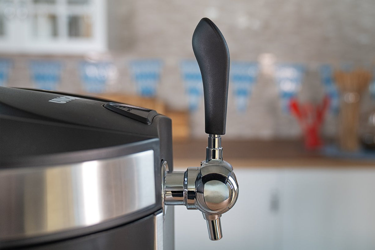 Dispensador De Cerveza Antiguo Franzl Negro, Refrigeración 2°C - 12°C 48975