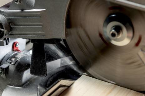 Sierra Metabo Set Ks 216 M + Saw Blade