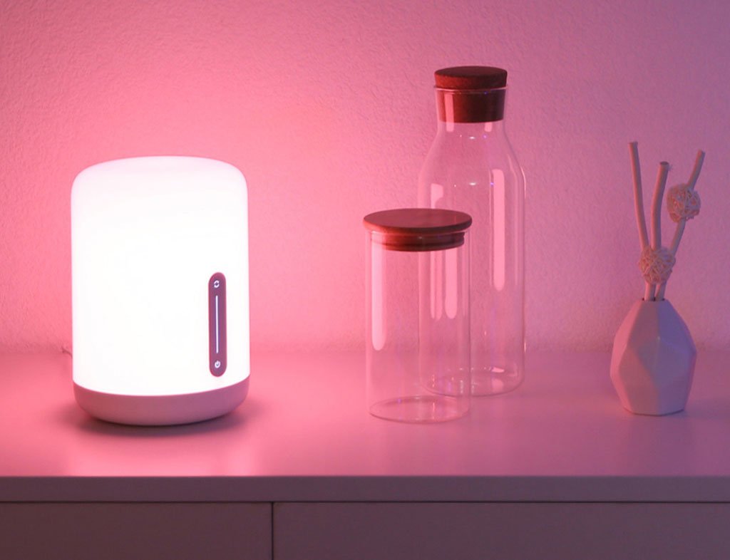 Lámpara Inteligente Xiaomi Mi Bedside Lamp 2 Rgb 400 Lumenes Wifi Bt 4.2 Luz Suave Y Nocturna Android/Ios Compatible Con Google Home/Alexa