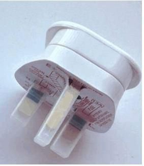 EAN 5704174939849 - Microconnect PLUG13-UK conector imagen 1
