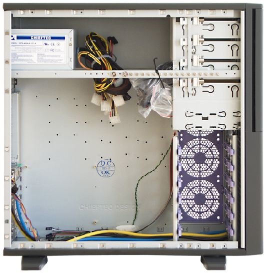 EAN 4710713233850 - Chieftec Mediumtower Uni 400W ATX/EATX Black Midi Tower Negro imagen 2