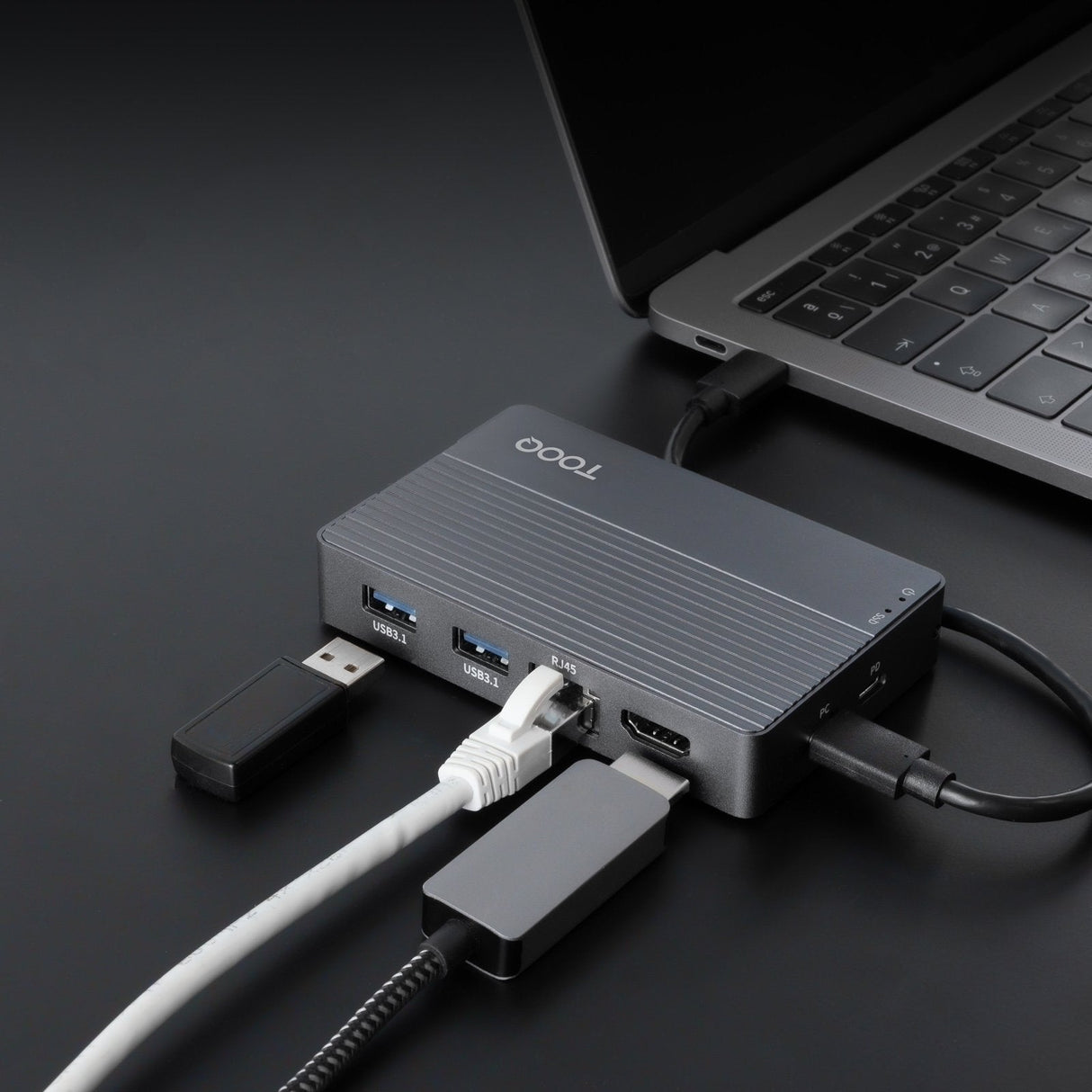 Docking Usb Tipo-C Tooq Tqe-2242g Ranura Ssd M.2 1xhdmi 1xrj45 1xusb 1xusb Tipo-C 1xlector Tarjetas 1x Jack 3.5 1xusb Tipo-C Pd