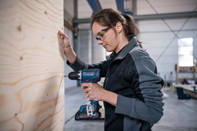 Taladro Inalámbrico Bosch Gsr 18v-90 C Professional, 18 Voltios (Azul/Negro, 2 Baterías Li-Ion Procore18v 4.0ah, Módulo Bluetooth, En L-Boxx 06019k6005