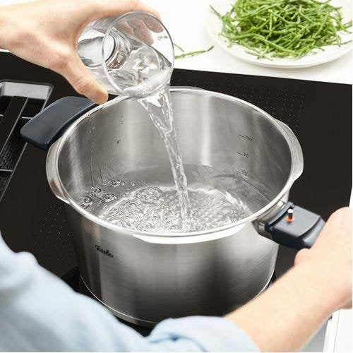 Fissler Vitavit Premium 8.0l Pressure Cooker 26cm