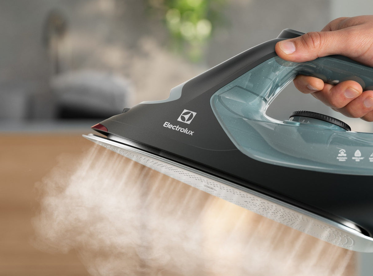 EAN 7332543996087 - Electrolux E7SI2-6OG Plancha a vapor Suela RESILIUM 2600 W Verde imagen 4