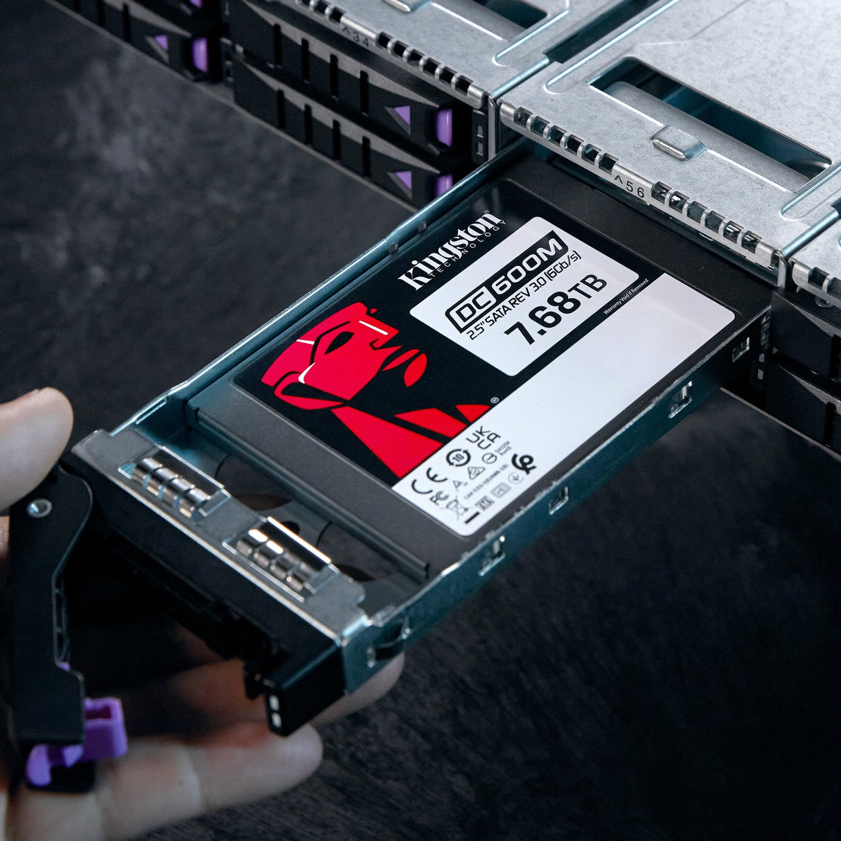EAN 0740617334951 - Kingston Technology DC600M 7,68 TB 2.5" Serial ATA III 3D TLC NAND imagen 7