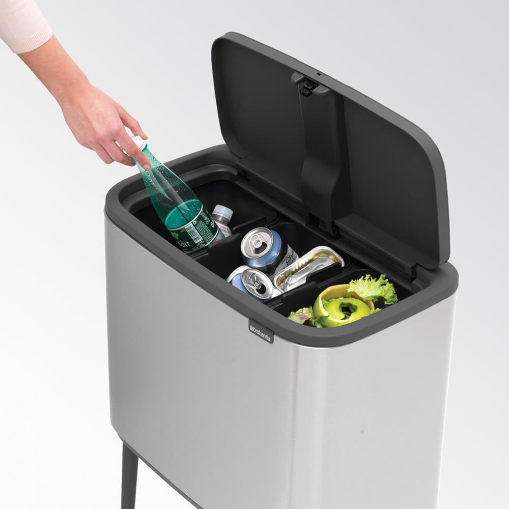 EAN 8710755316081 - Brabantia 316081 papelera 33 L Rectangular Acero inoxidable Negro, Acero inoxidable imagen 7