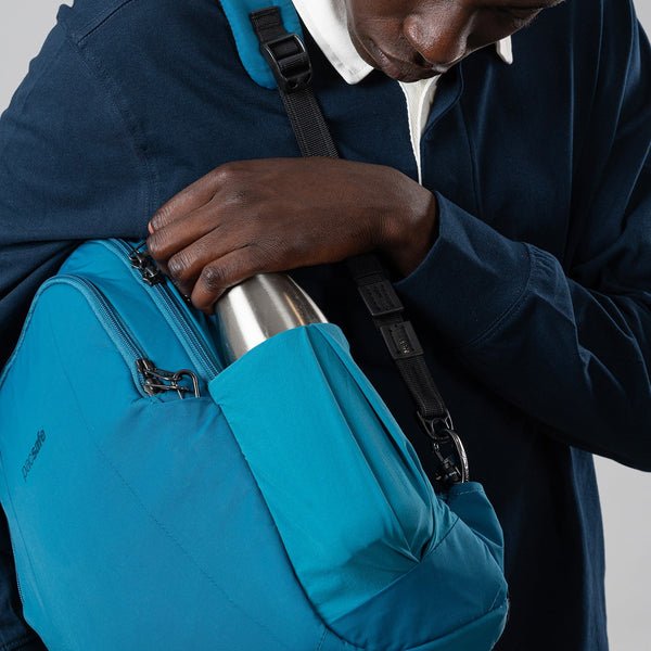 EAN 0688334005986 - Pacsafe LS350 33 cm (13") Mochila Turquesa imagen 2