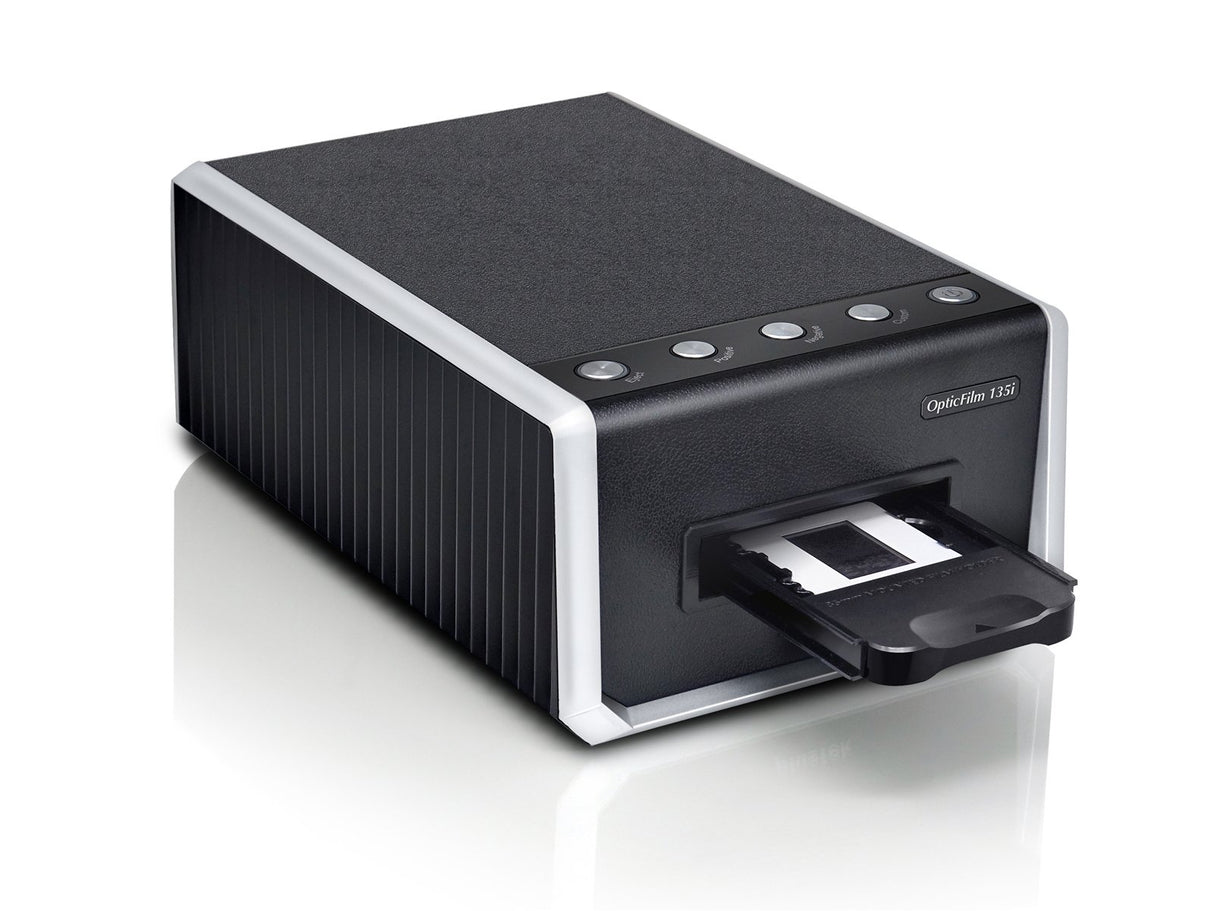 EAN 4042485368851 - Plustek OpticFilm 135i Escáner de negativos/diapositivas 7200 x 7200 DPI Negro, Plata imagen 1