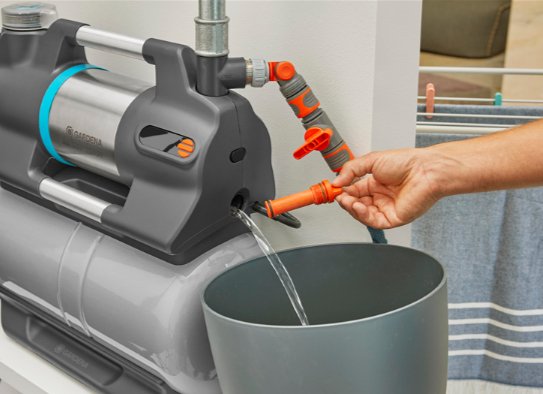 Bomba Depuradora Doméstica Gardena 6300 Silentcomfort Gris/Acero Inoxidable, 1.050 Vatios, Bluetooth, Modelo 2023 09068-61