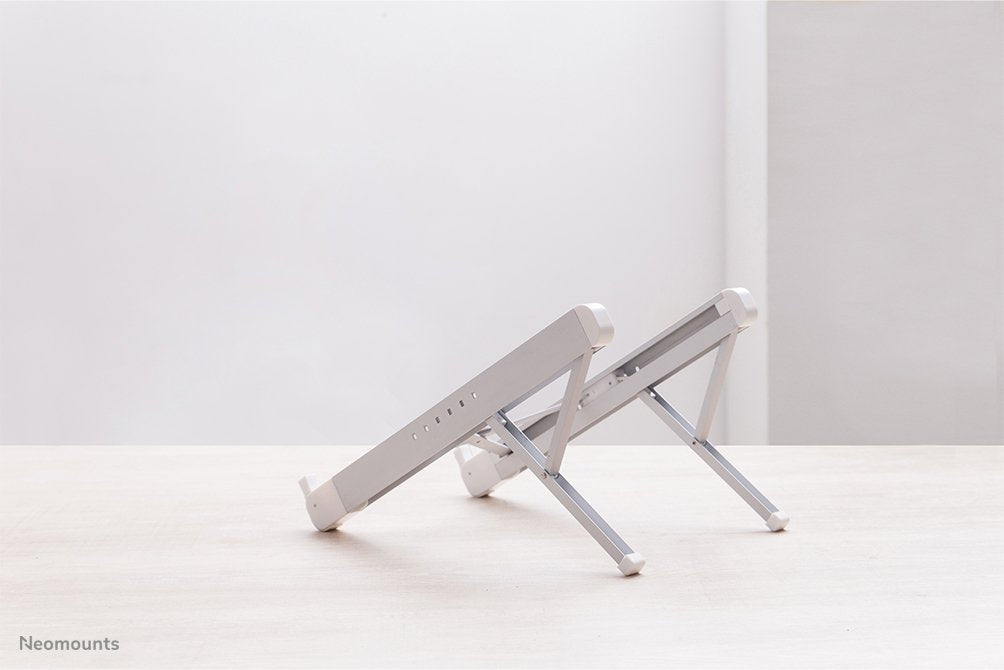 EAN 8717371448349 - Neomounts NSLS010 soporte para ordenador portátil Plata 43,2 cm (17") imagen 12
