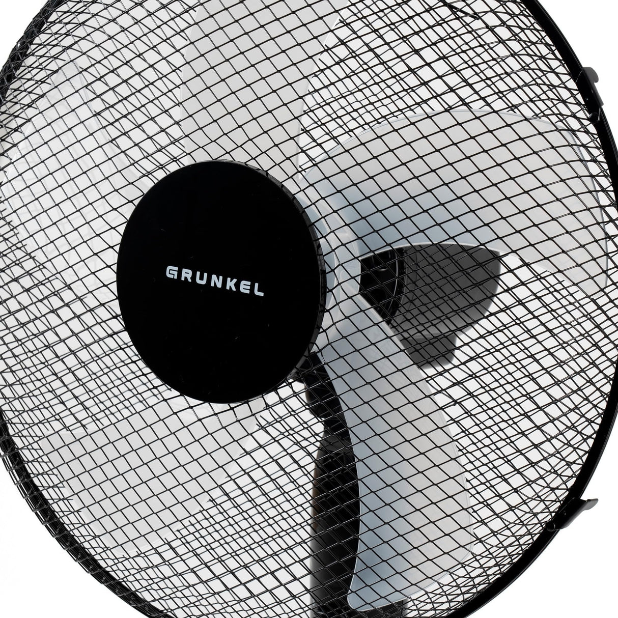 Ventilador De Pie Grunkel Fan-165x Ng 50w 5 Aspas 40cm 3 Velocidades