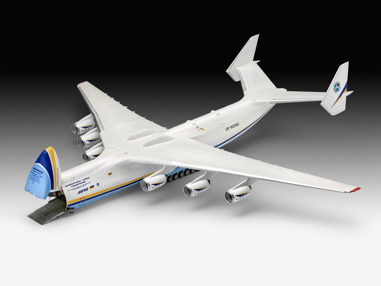 Revell Antonov An-225 Mrija