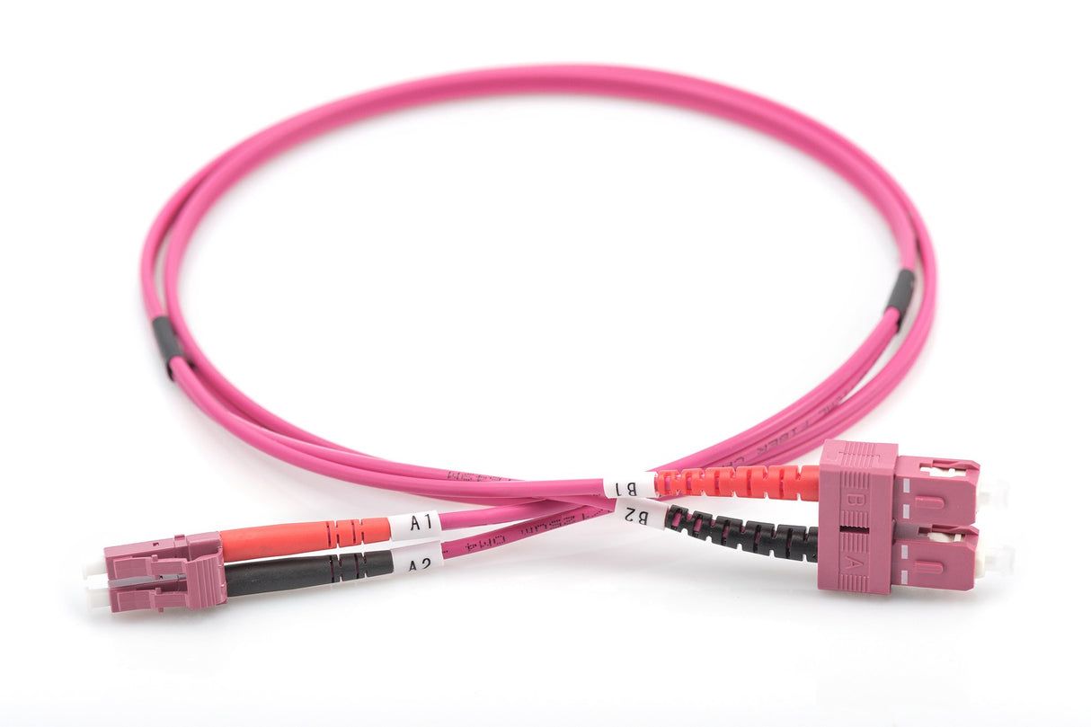 EAN 4016032308942 - Digitus DK-2532-05-4 Cable de fibra óptica e InfiniBand 5 m I-VH Violeta imagen 3
