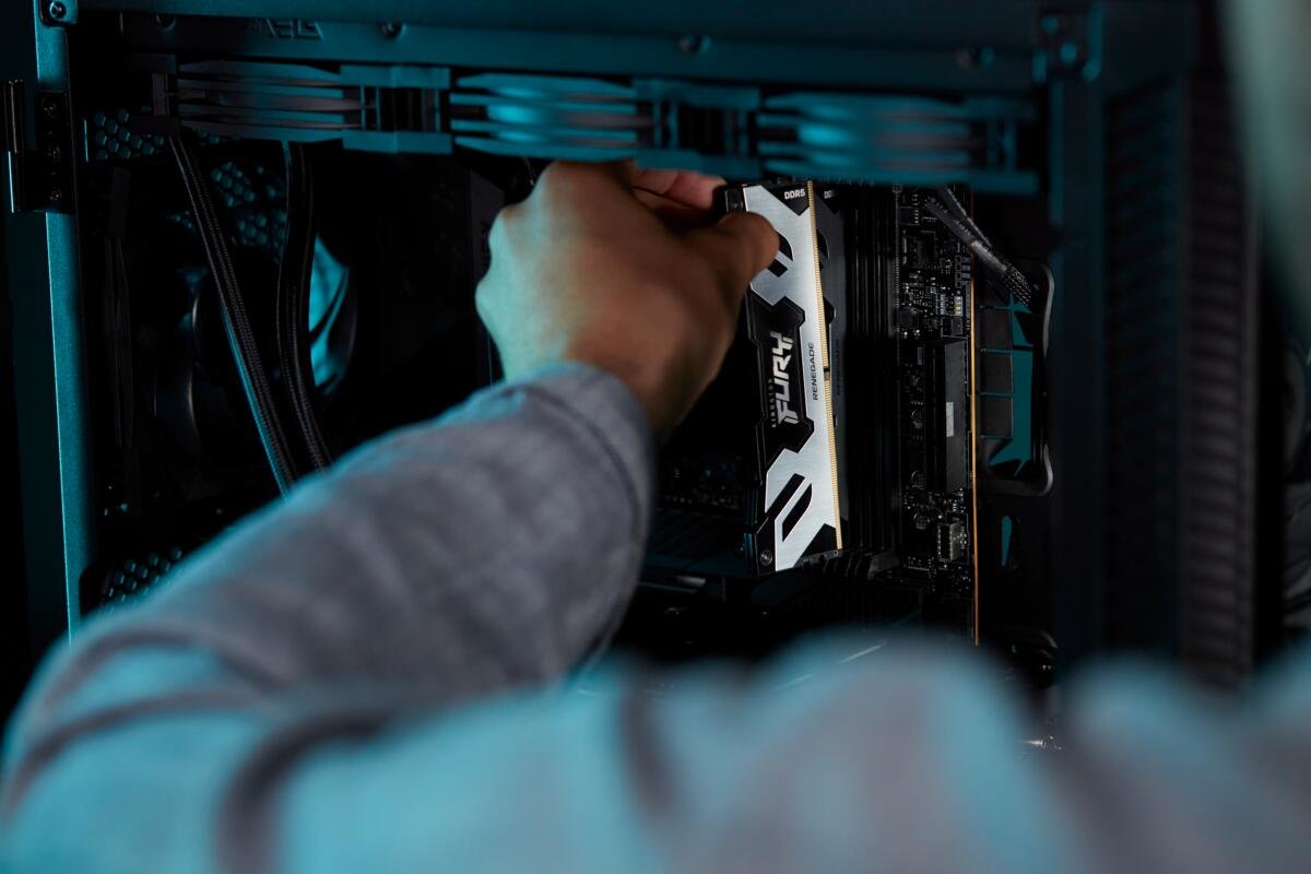 EAN 740617339536 - Kingston Technology FURY Renegade módulo de memoria 1 x 32 GB 6400 MT/s imagen 16