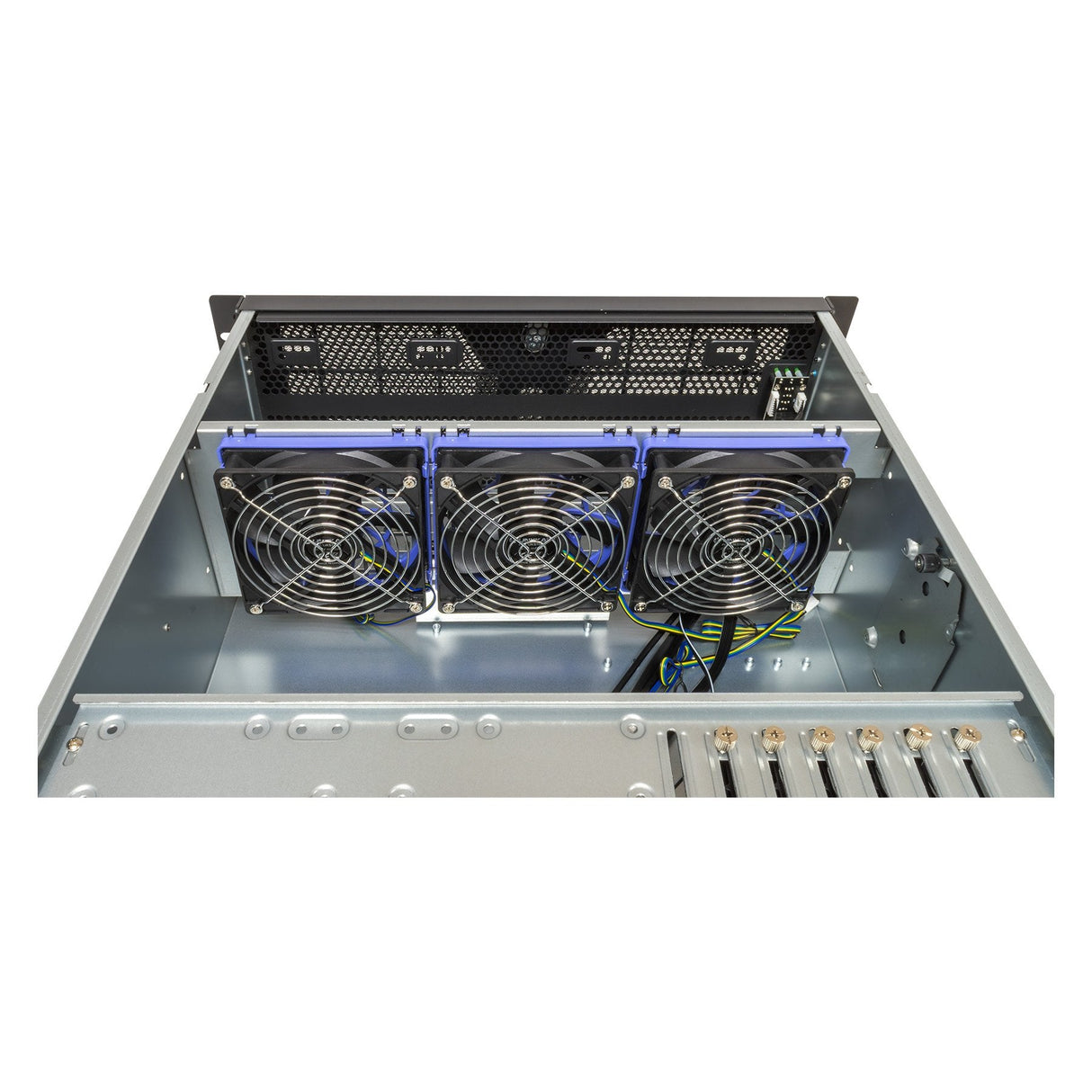 Caja Rack 19" Unykach 4u Sin Fuente Negro Plata 6 Bahias Int 1xusb2.0 1xusb3.0 1xusb-C