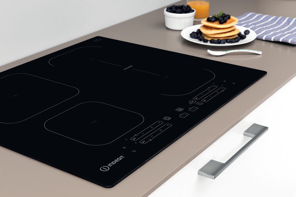 Indesit Ib 65b60 Ne Negro Integrado 59 Cm Con Placa De Inducción 4 Zona(S)