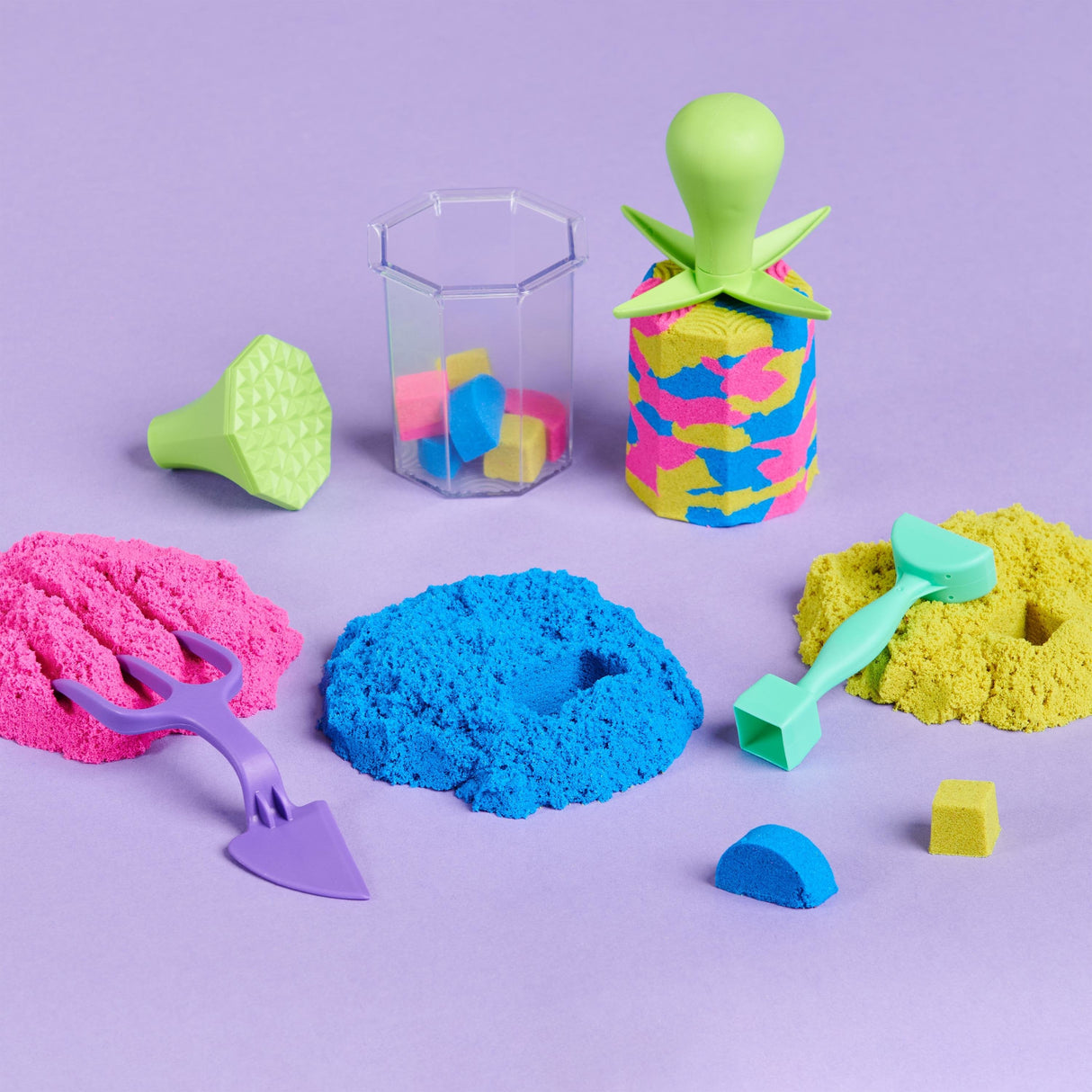 Spin Master Kinetic Sand Squish N Create Set, 6065527