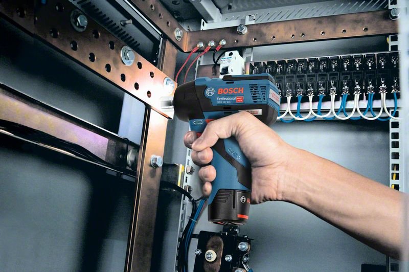 Atornillador Bosch Professional De Impacto A Batería Gds 12v-115 Professional, 12 Voltios Azul/Negro, 2 Baterías De Iones De Litio De 3,0 Ah, En L-Boxx 3165140910705