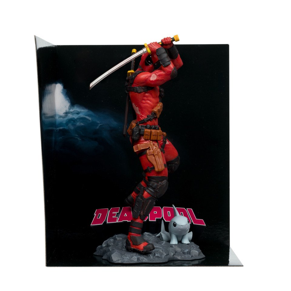 EAN 787926148220 - McFarlane Toys 14822 collectible figure imagen 2