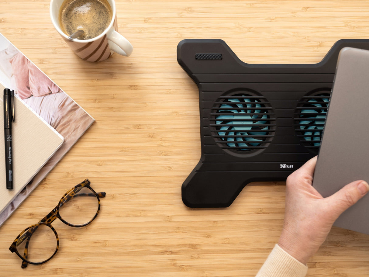 Soporte Refrigerante Trust Brisa Xstream Para Portátiles Hasta 15.6'