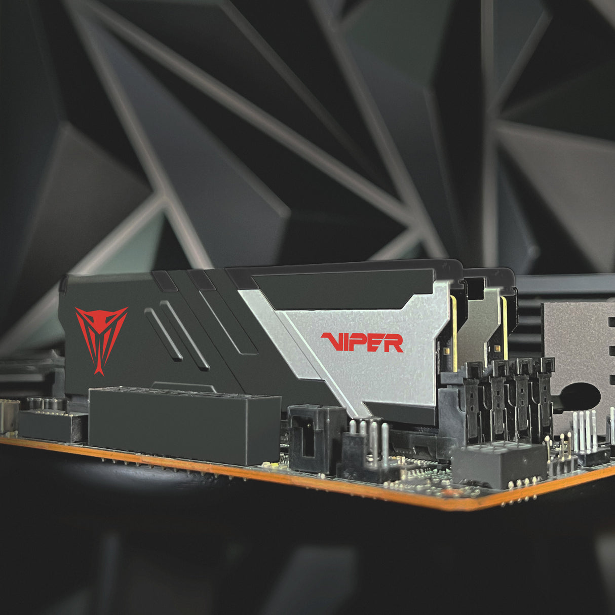 EAN 4711378429183 - Patriot Memory Viper Venom PVV516G60C30 módulo de memoria 16 GB 1 x 16 GB DDR5 6000 MT/s 288-pin DIMM imagen 4