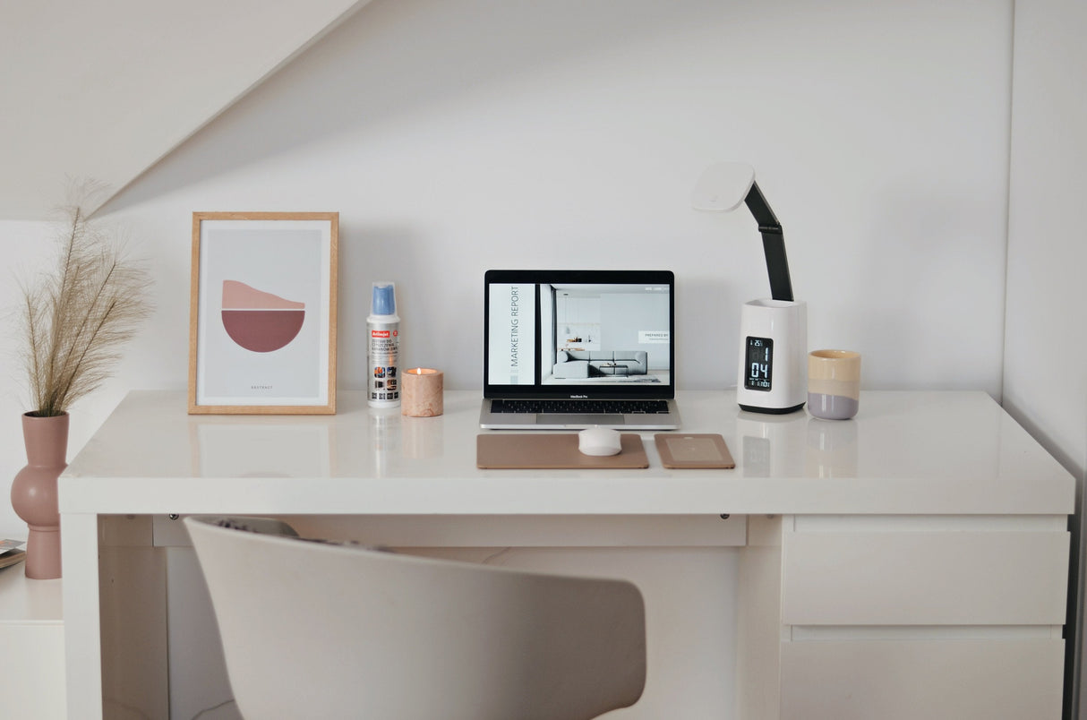 Lámpara De Escritorio Activejet Aje-Technic Led Desk Lamp With Display White